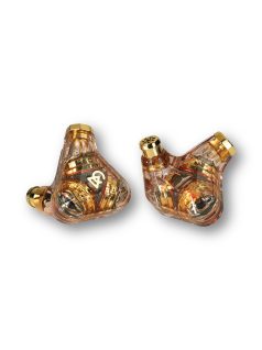   CAMPFIRE AUDIO TRIFECTA AMBER RADIANCE - Trei căști in-ear cu trei drivere dinamice și cabluri MMCX.