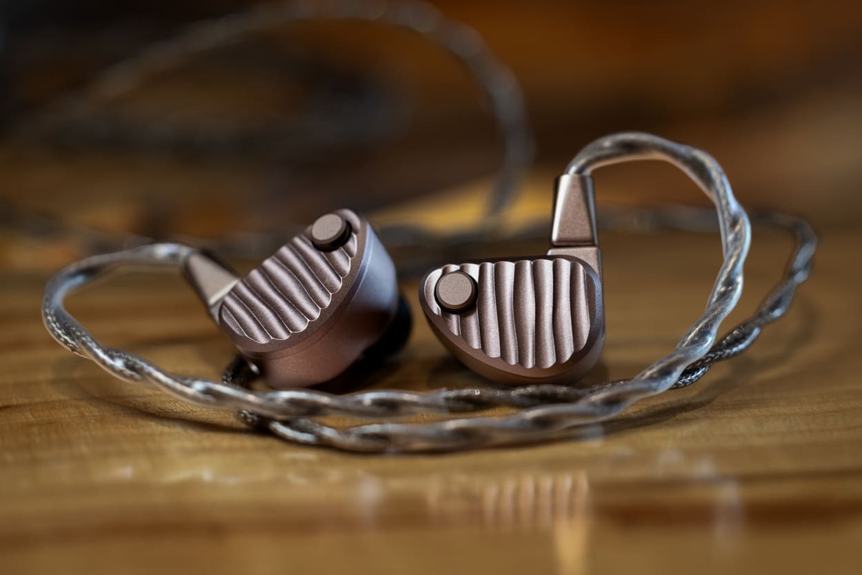 64 Audio Ocean monitor intraauricular din aluminiu Champagne Copper