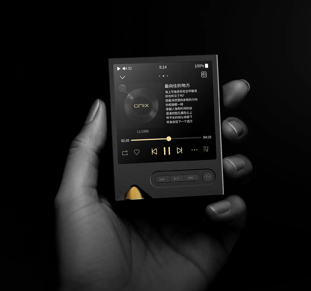 Dimensiunea compactă a playerului ONIX XM2