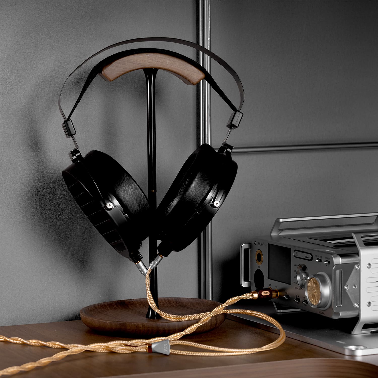 Detaliu cablu pentru căști premium DD HIFI BC150G