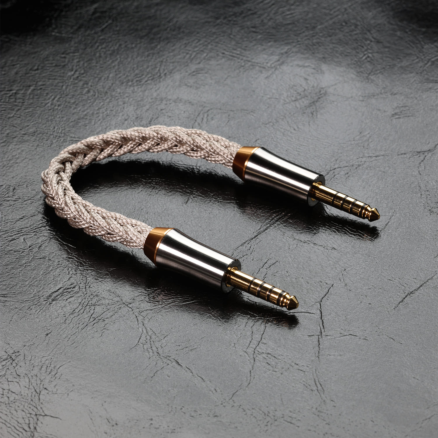 DD HIFI BC44Net cu carcasă de conector din aliaj de titan și înveliș exterior împletit