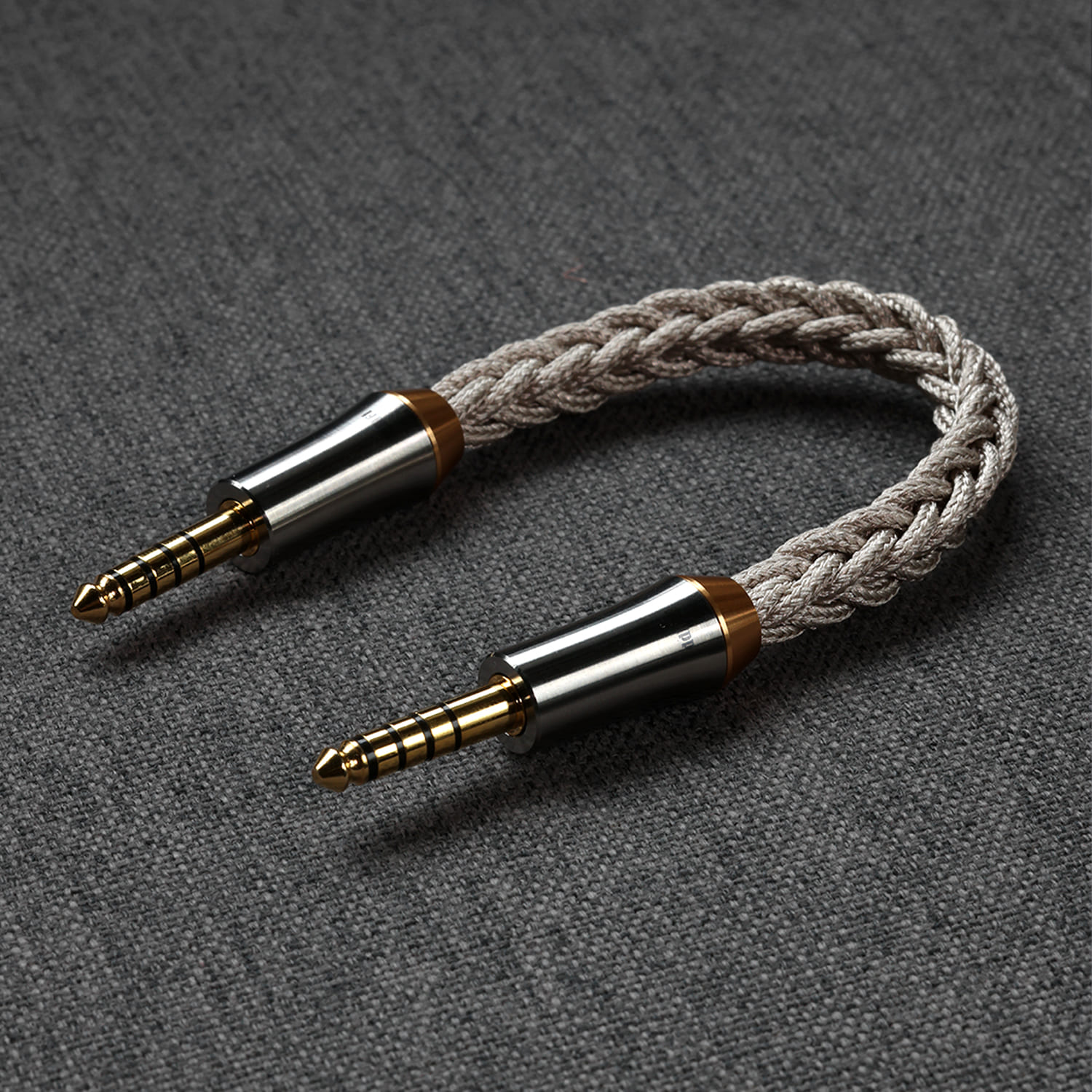 DD HIFI BC44Net cablu împletit flexibil, de aproape